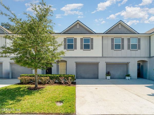 10547 MAIDSTONE COVE Drive, Jacksonville, FL 32218