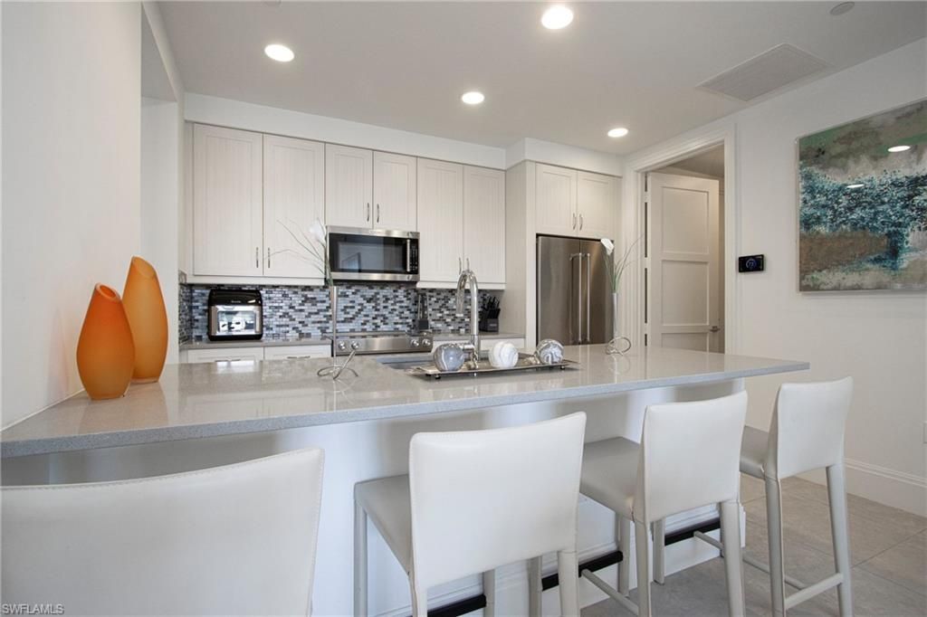 1035 3rd Ave S, Unit 303, Naples, FL 34102 Photo