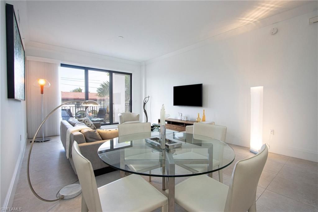 1035 3rd Ave S, Unit 303, Naples, FL 34102 Photo