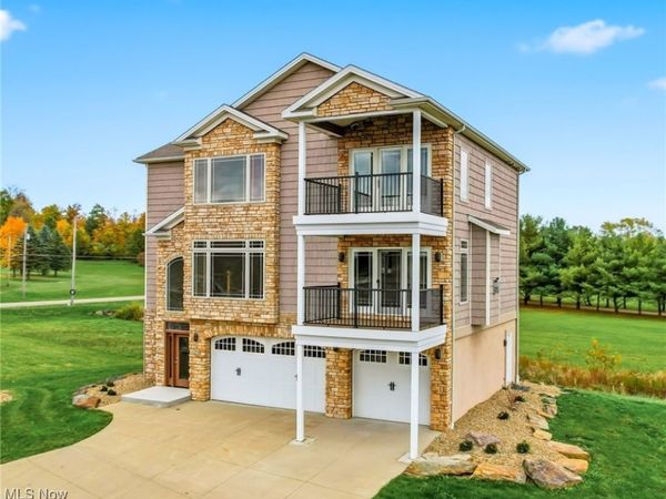 29 Shores Drive, Poland, OH 44514