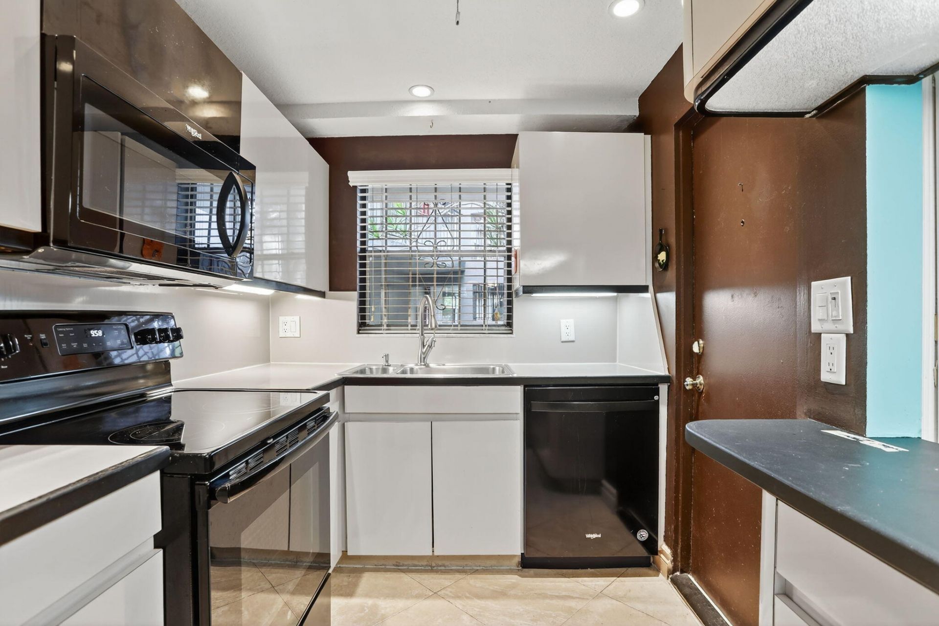 1775 N Andrews Square, Unit 101w, Fort Lauderdale, FL 33311 Photo