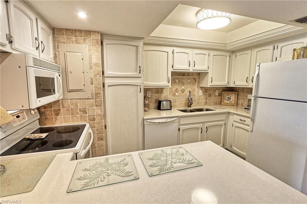 3443 Gulf Shore Blvd N, Unit 314, Naples, FL 34103 Photo