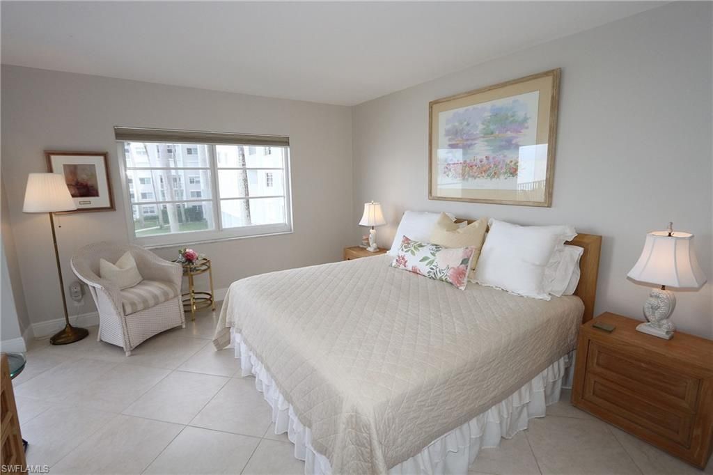 3443 Gulf Shore Blvd N, Unit 314, Naples, FL 34103 Photo