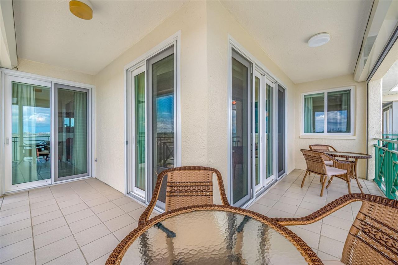 4717 Dolphin Cay Lane S, Unit 608, Saint Petersburg, FL 33711 Photo