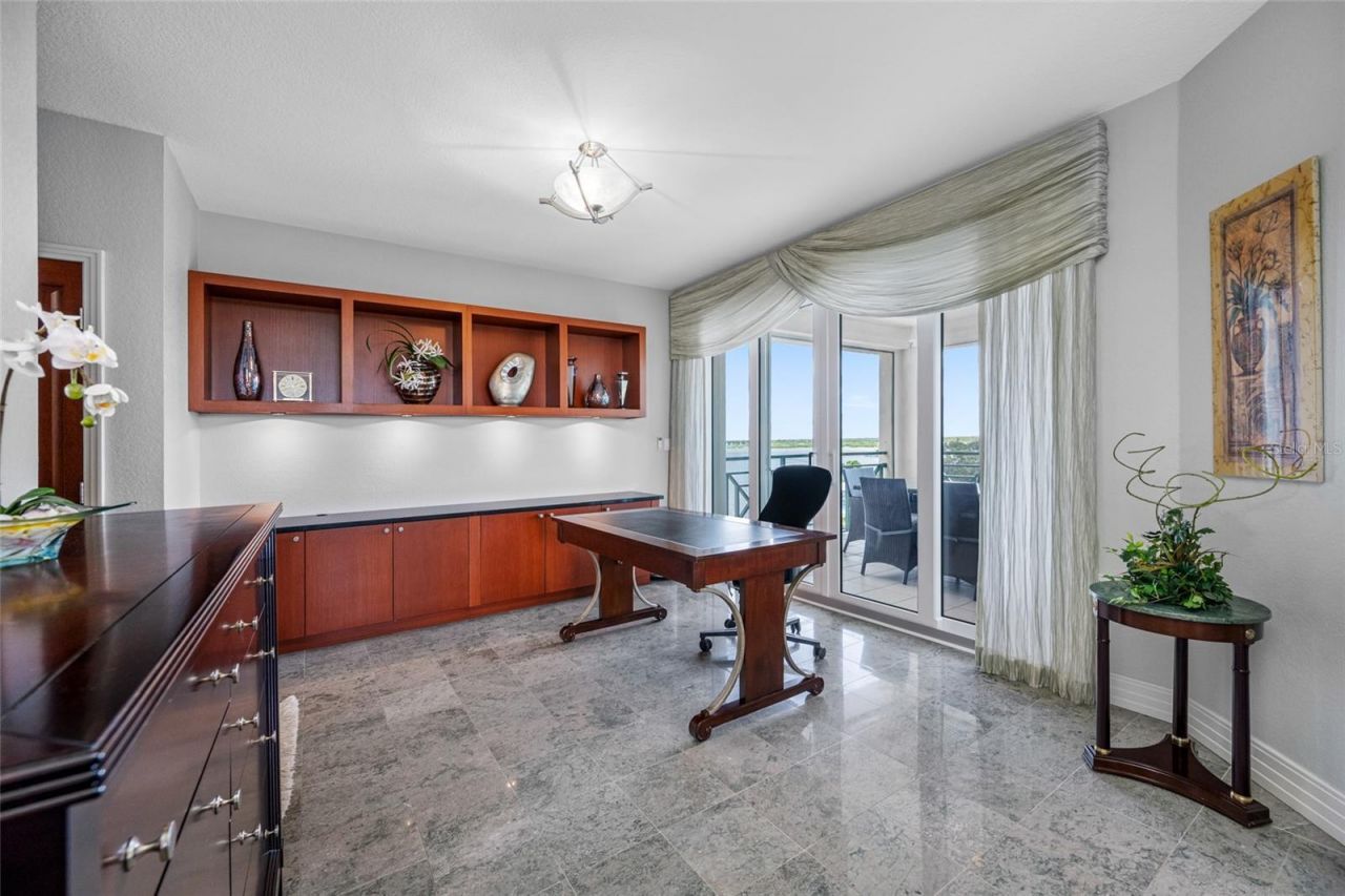 4717 Dolphin Cay Lane S, Unit 608, Saint Petersburg, FL 33711 Photo