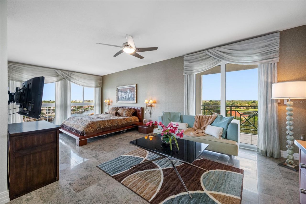 4717 Dolphin Cay Lane S, Unit 608, Saint Petersburg, FL 33711 Photo