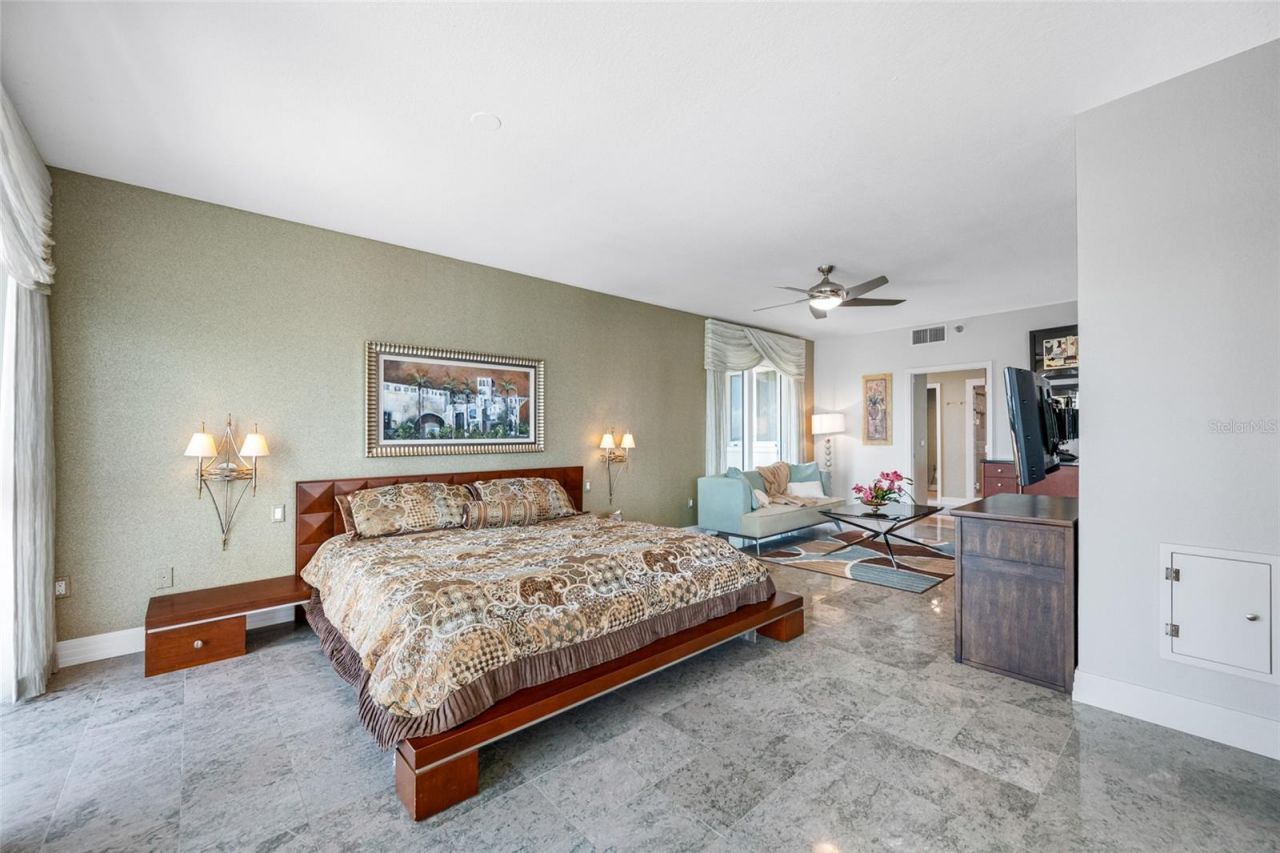 4717 Dolphin Cay Lane S, Unit 608, Saint Petersburg, FL 33711 Photo