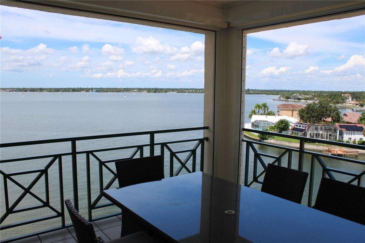 4717 Dolphin Cay Lane S, Unit 608, Saint Petersburg, FL 33711 Photo