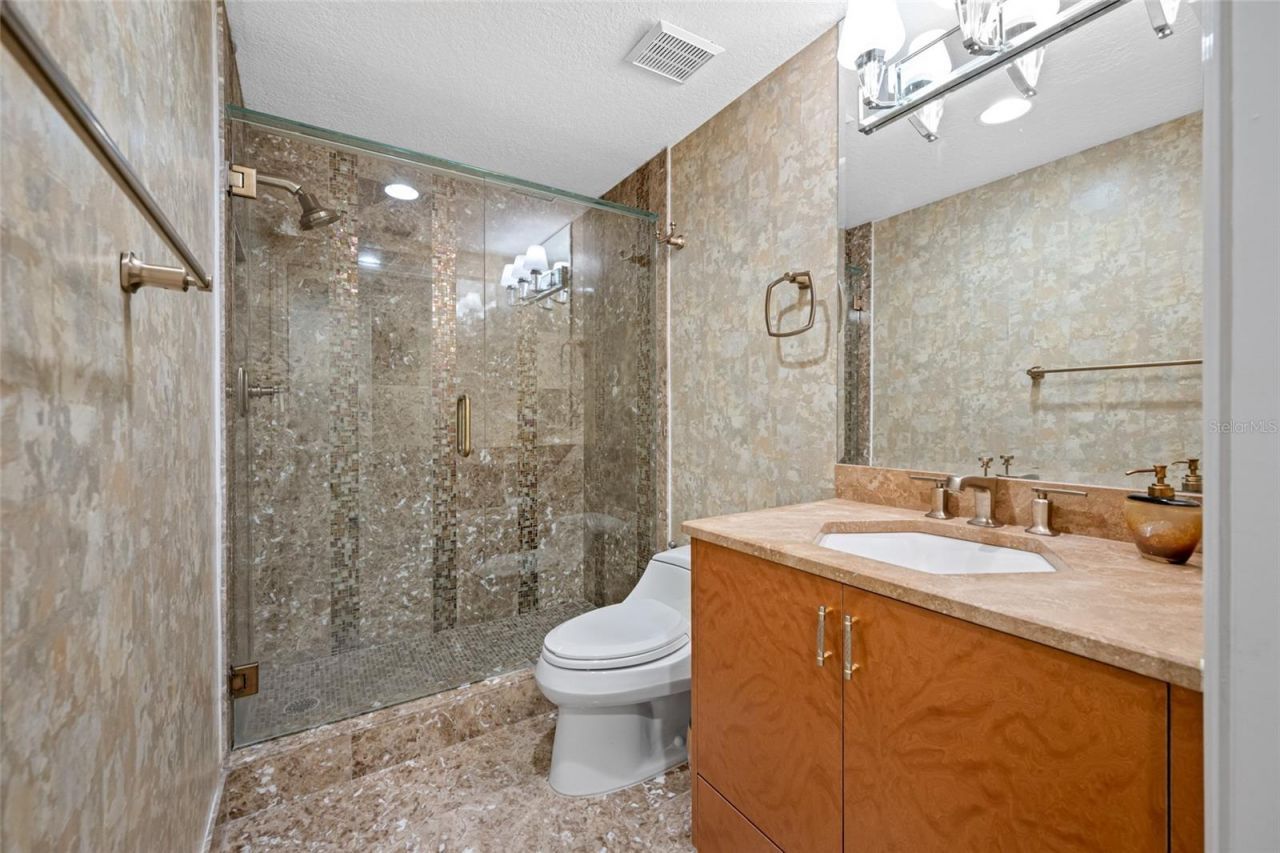 4717 Dolphin Cay Lane S, Unit 608, Saint Petersburg, FL 33711 Photo