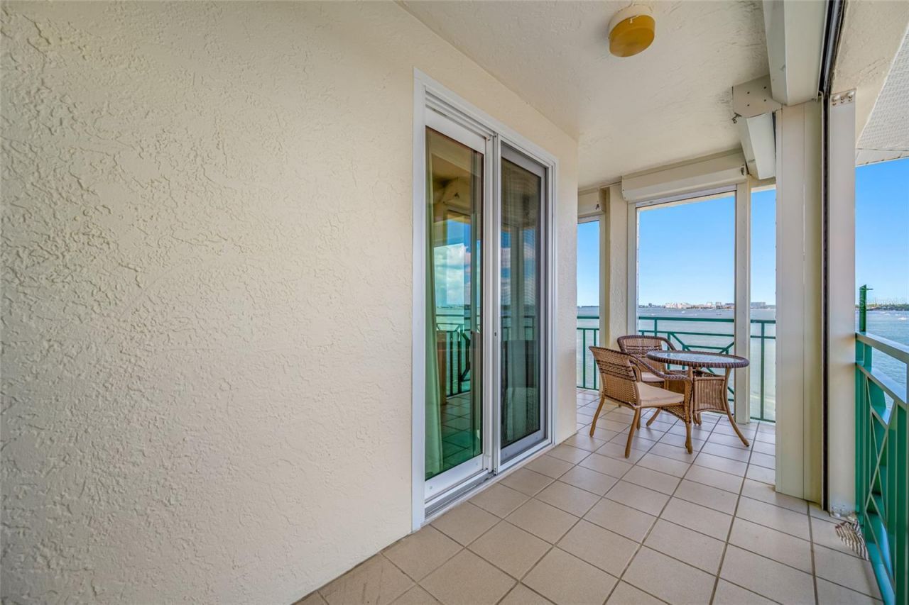 4717 Dolphin Cay Lane S, Unit 608, Saint Petersburg, FL 33711 Photo