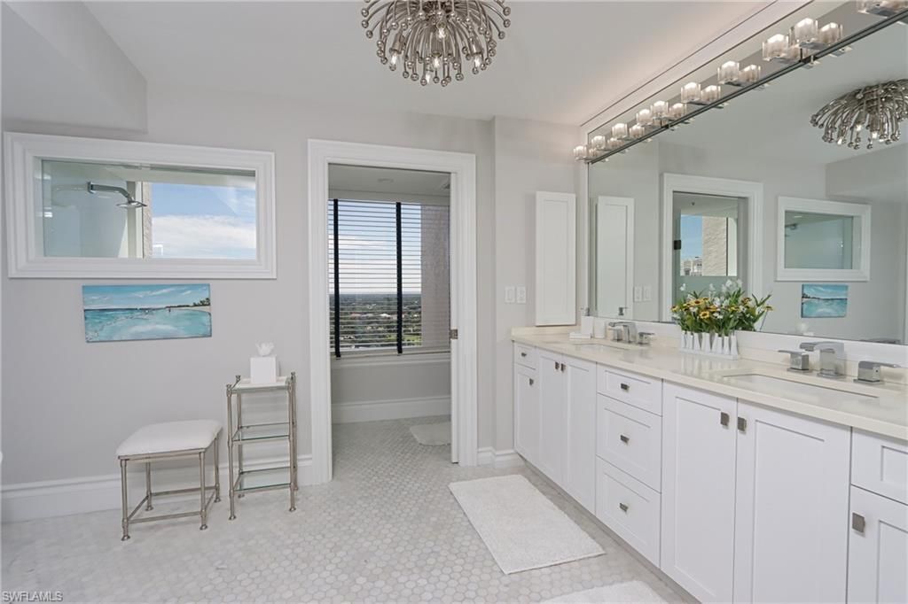 6849 Grenadier Blvd, Unit 1905, Naples, FL 34108 Photo