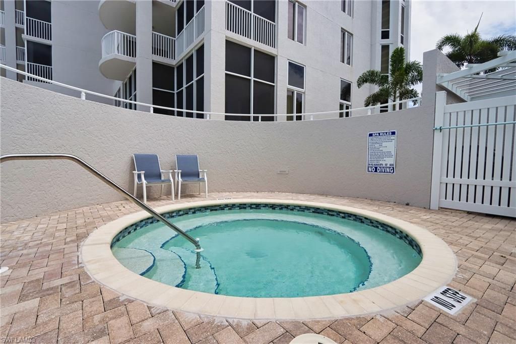 6849 Grenadier Blvd, Unit 1905, Naples, FL 34108 Photo