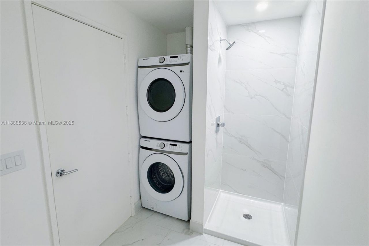 700 NE 24th St, Unit 5507, Miami, FL 33137 Photo