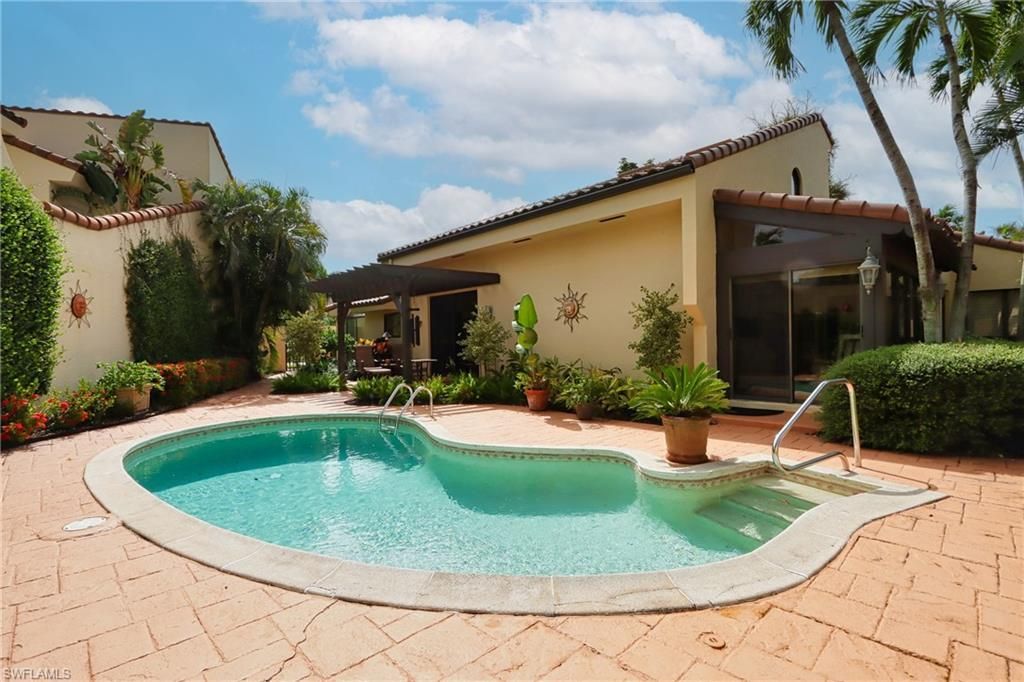 6810 Sand Pointe Cir, Unit 4.26, Naples, FL 34108 Photo