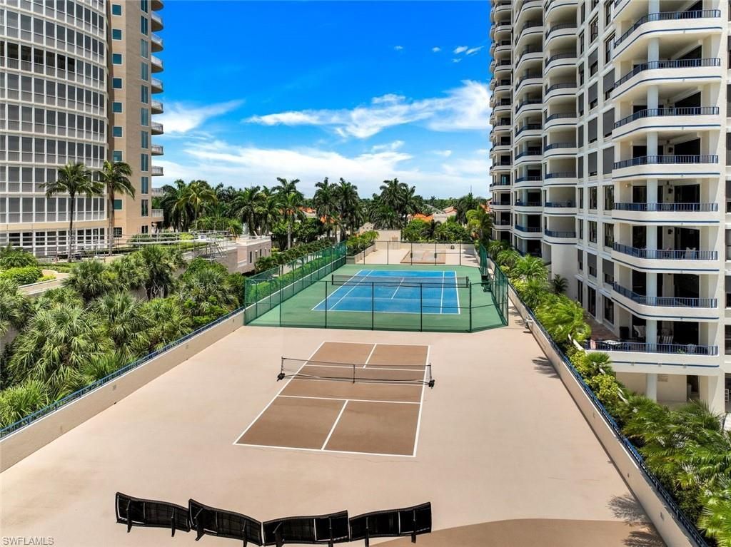4451 Gulf Shore Blvd N, Unit 1605, Naples, FL 34103 Photo