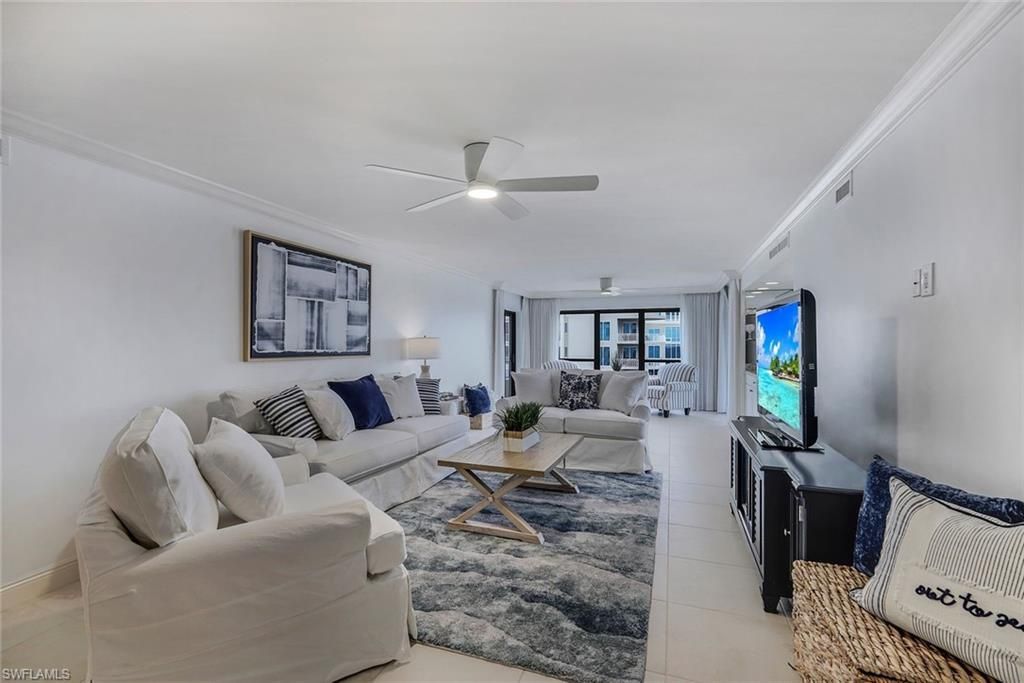 4451 Gulf Shore Blvd N, Unit 1605, Naples, FL 34103 Photo