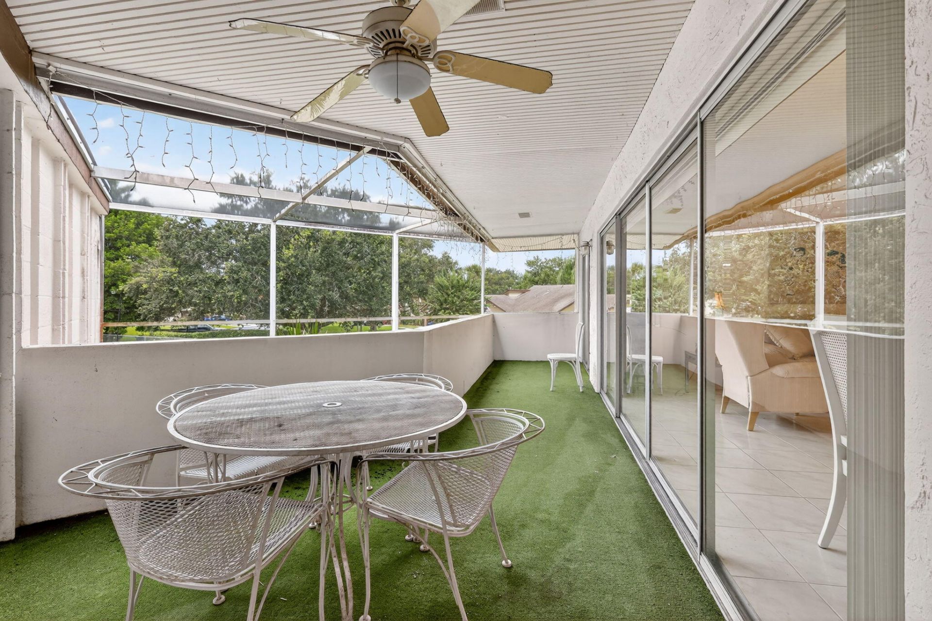 6 Greenway Village N, Unit 210, Royal Palm Beach, FL 33411 Photo