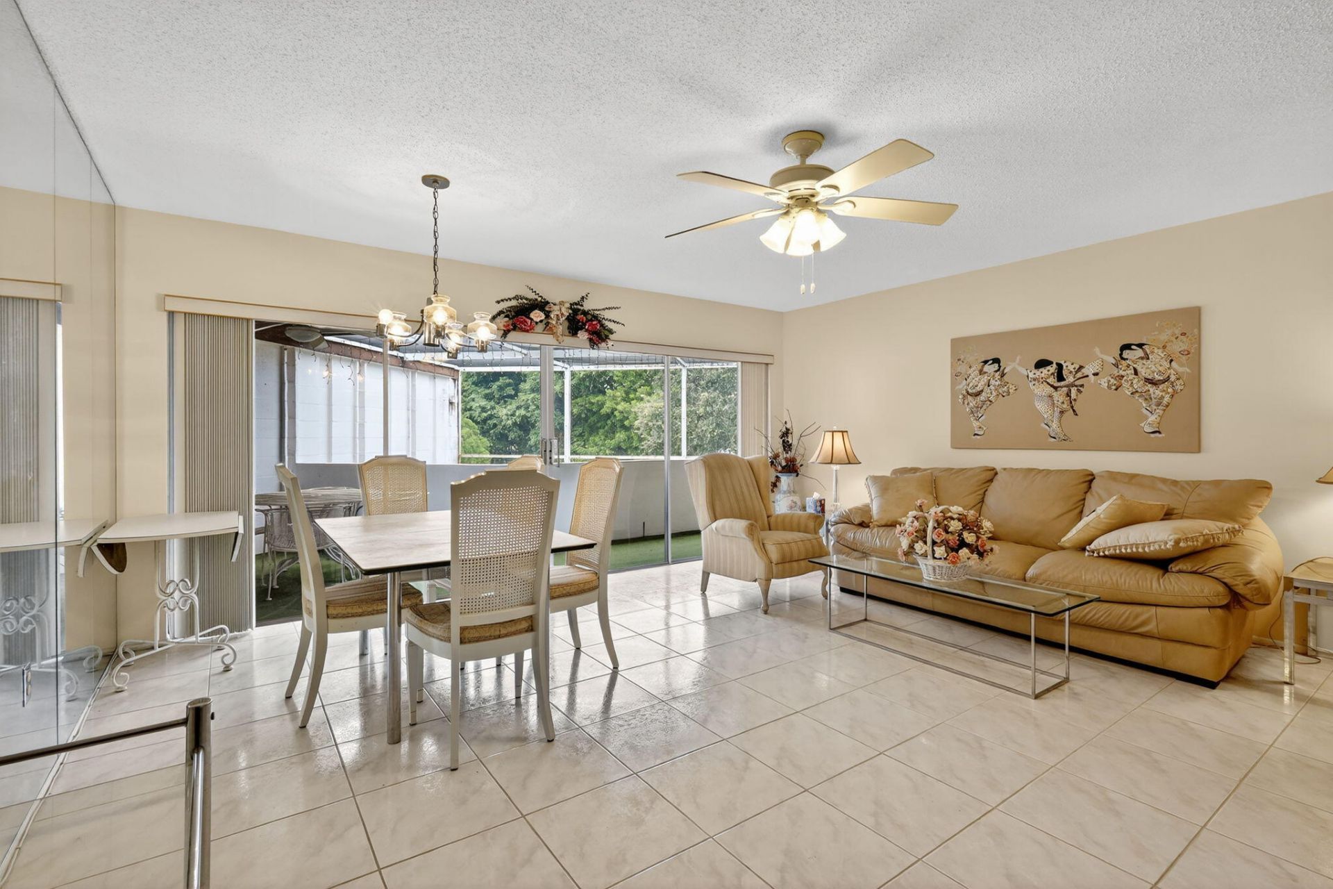 6 Greenway Village N, Unit 210, Royal Palm Beach, FL 33411 Photo