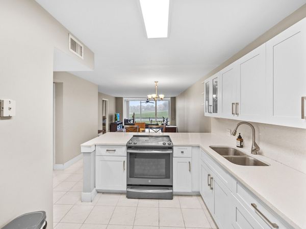 4539 Luxemburg Court, Unit 104, Lake Worth, FL 33467