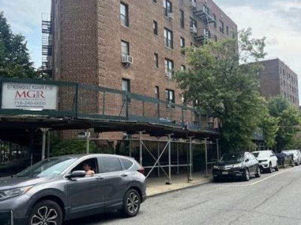 83-75 Woodhaven Blvd, Unit 4N, Woodhaven, NY 11421