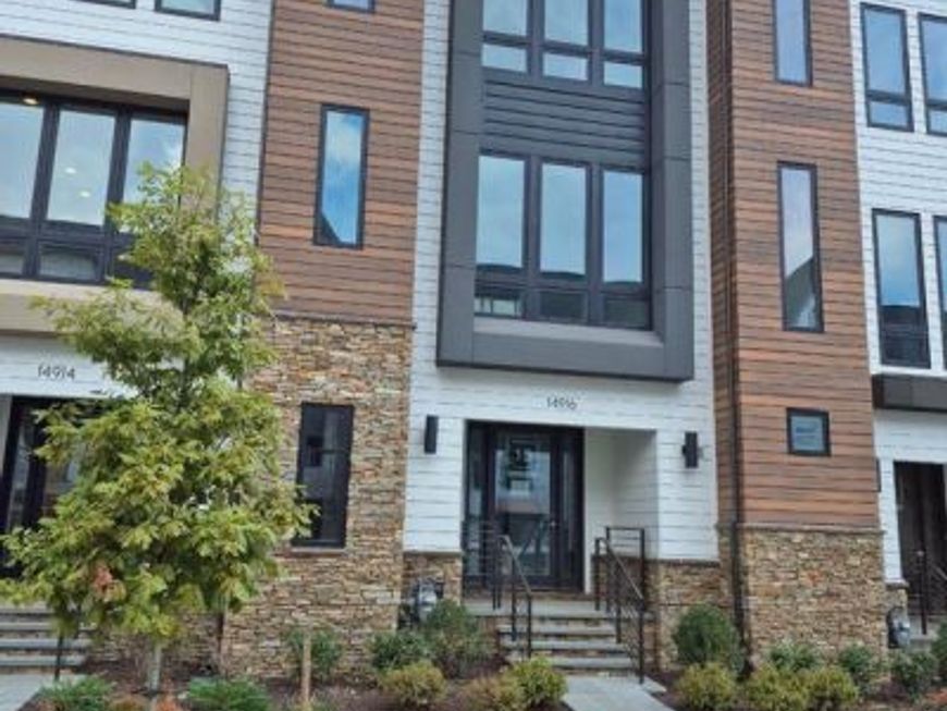 14916 Dispatch St, Unit 15, Rockville, MD 20850 Main Photo