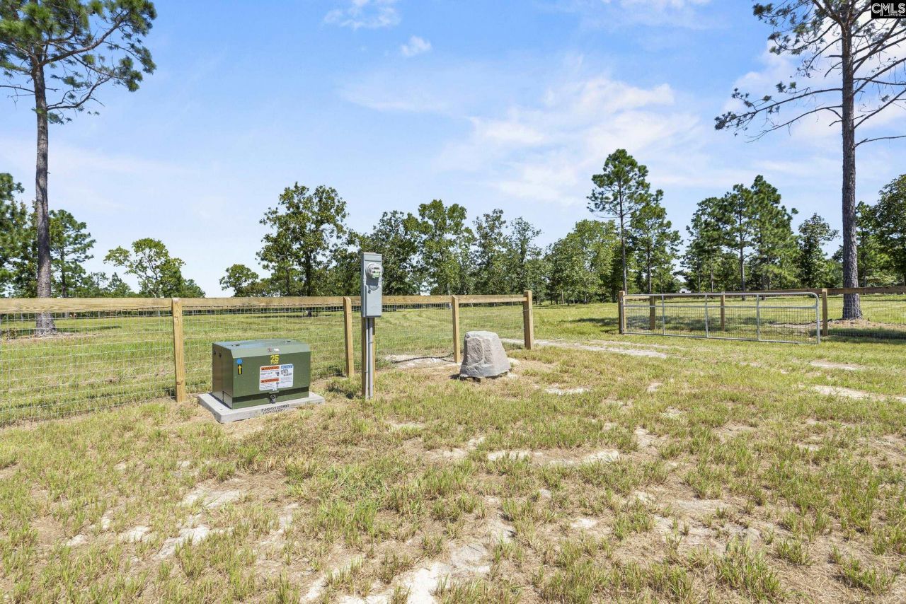 434 Hound Hollow Road Photo 10