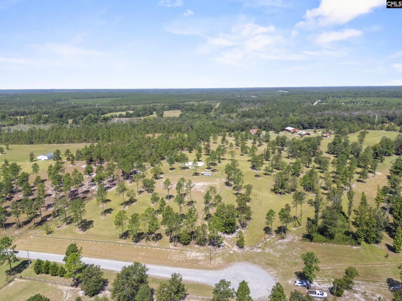 434 Hound Hollow Road Photo 26