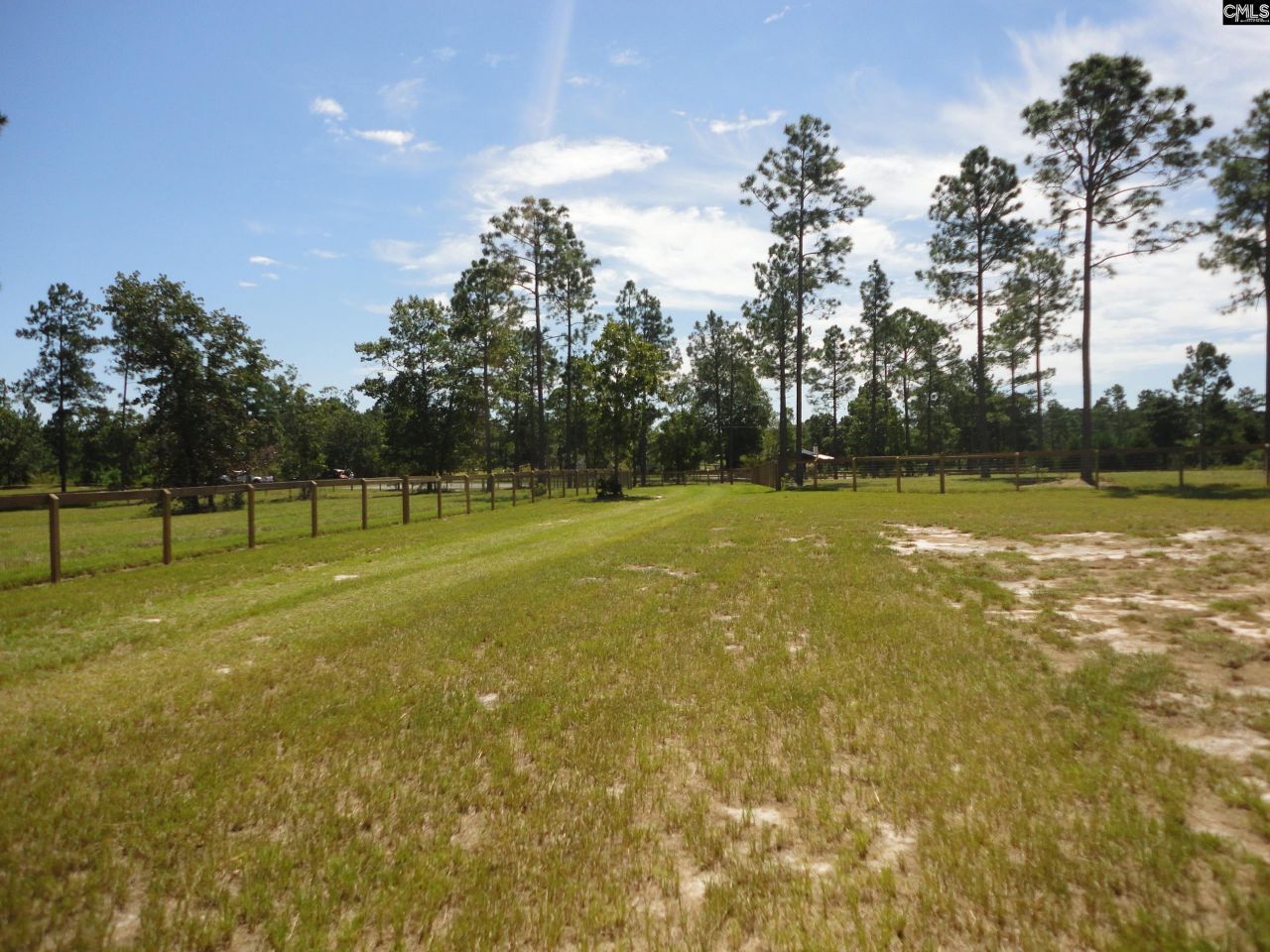 434 Hound Hollow Road Photo 8