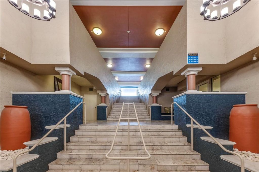 520 SE 5th Avenue, Unit 1504, Fort Lauderdale, FL 33301 Photo