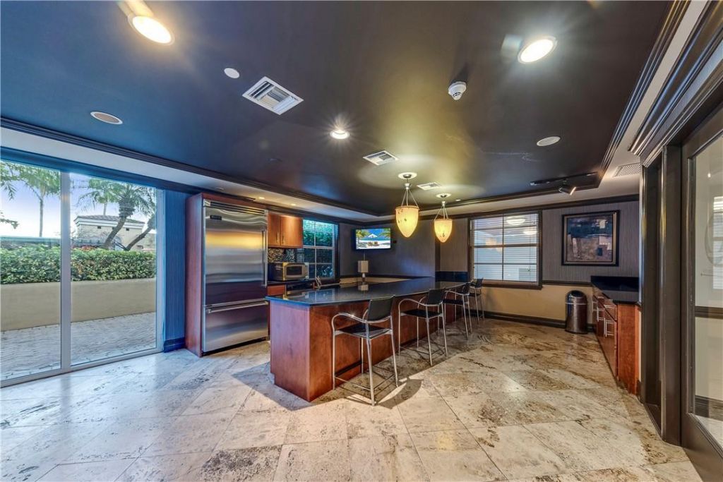 520 SE 5th Avenue, Unit 1504, Fort Lauderdale, FL 33301 Photo