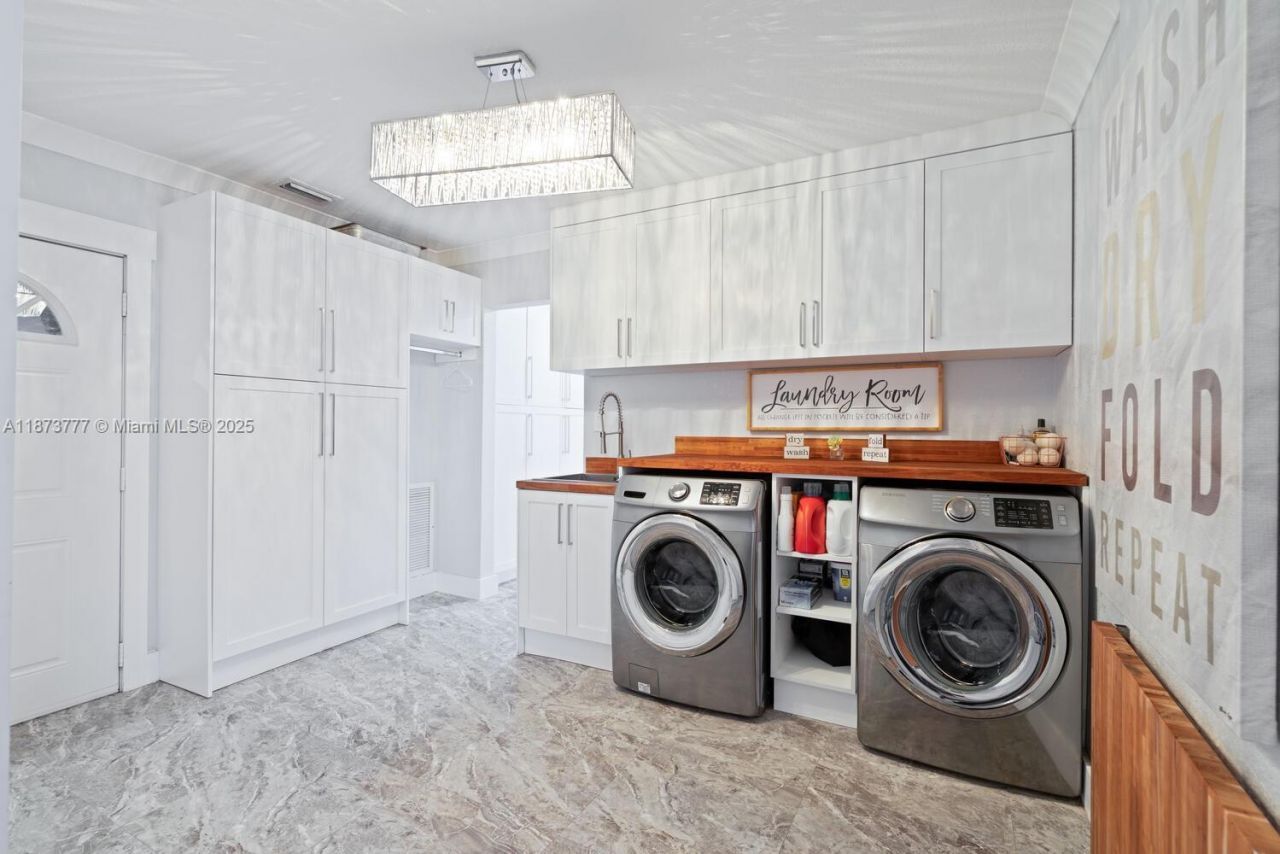 20100 SW 182nd Ave, Miami, FL 33187 Photo