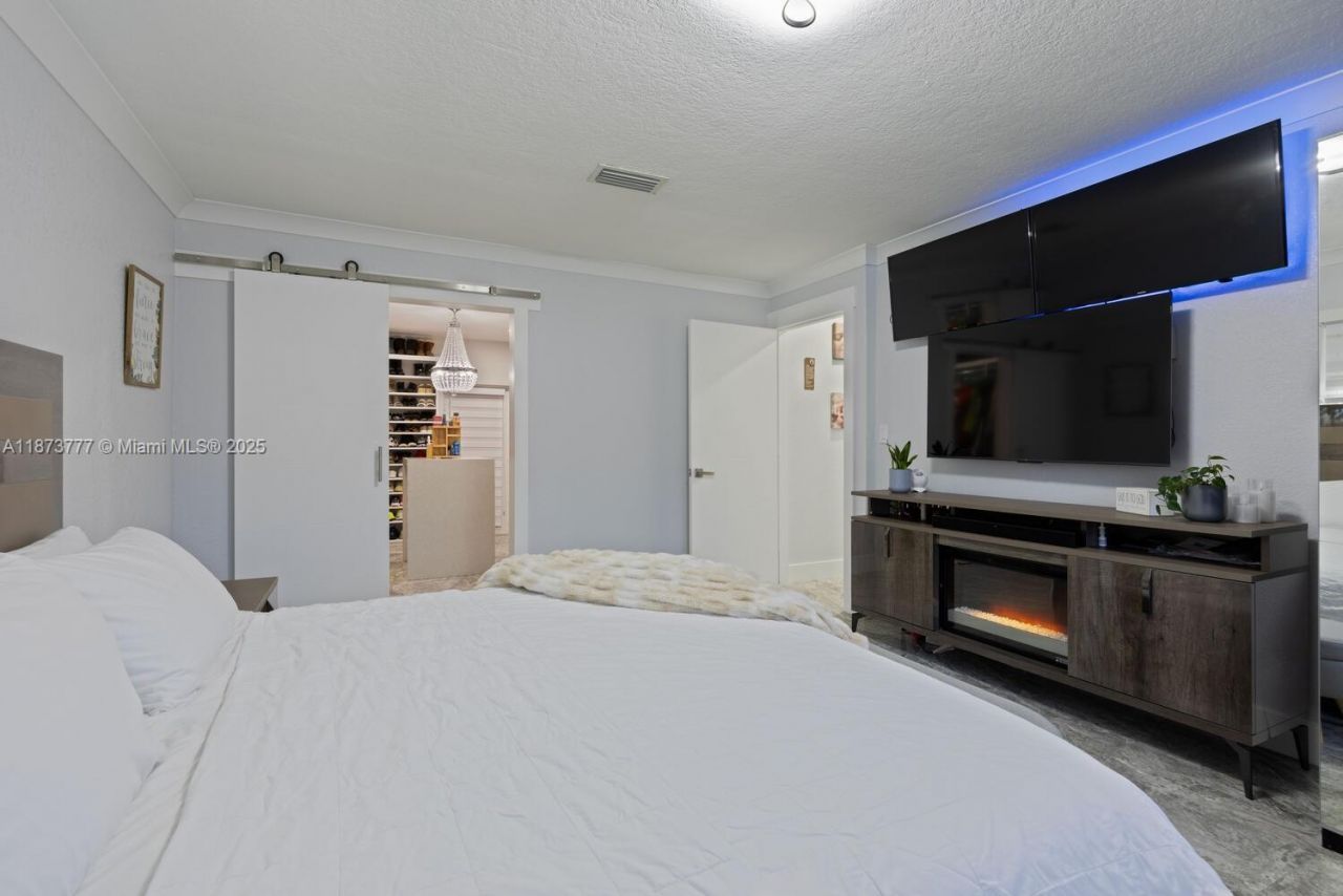 20100 SW 182nd Ave, Miami, FL 33187 Photo