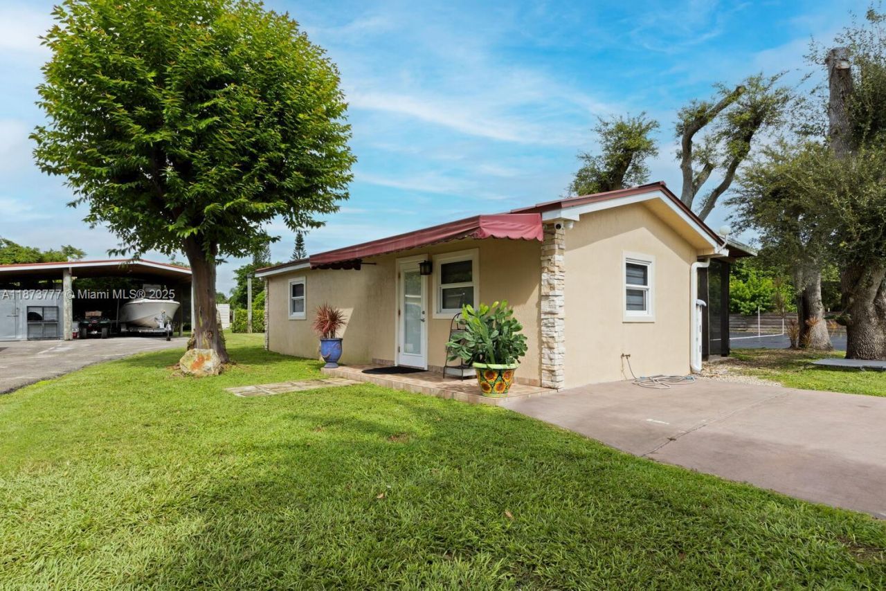 20100 SW 182nd Ave, Miami, FL 33187 Photo