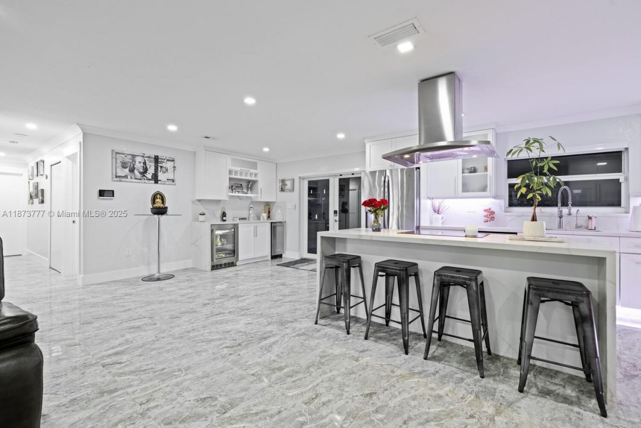 20100 SW 182nd Ave, Miami, FL 33187 Photo