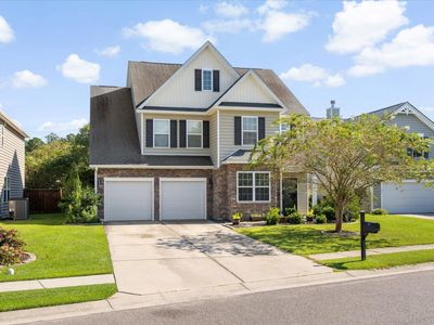 225 Berwick Drive, Summerville, SC 29483