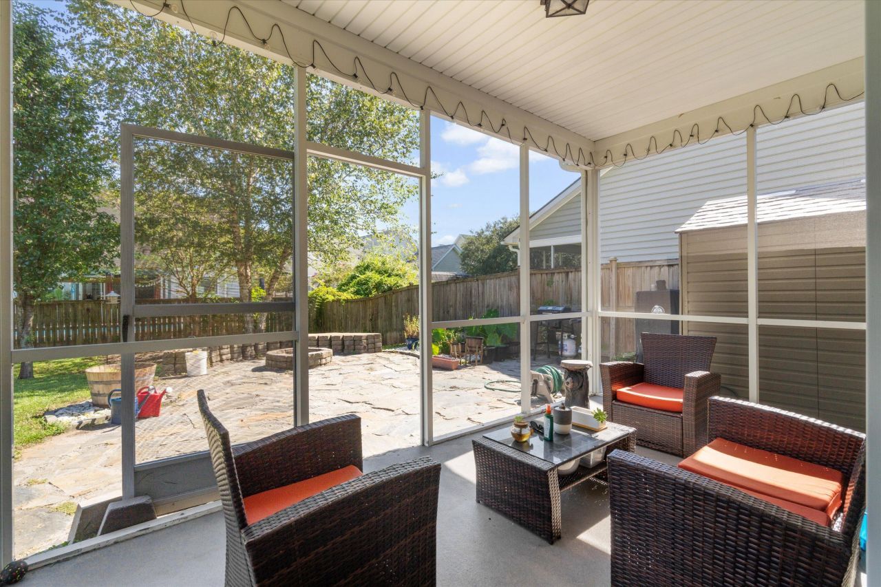 225 Berwick Drive Photo 21