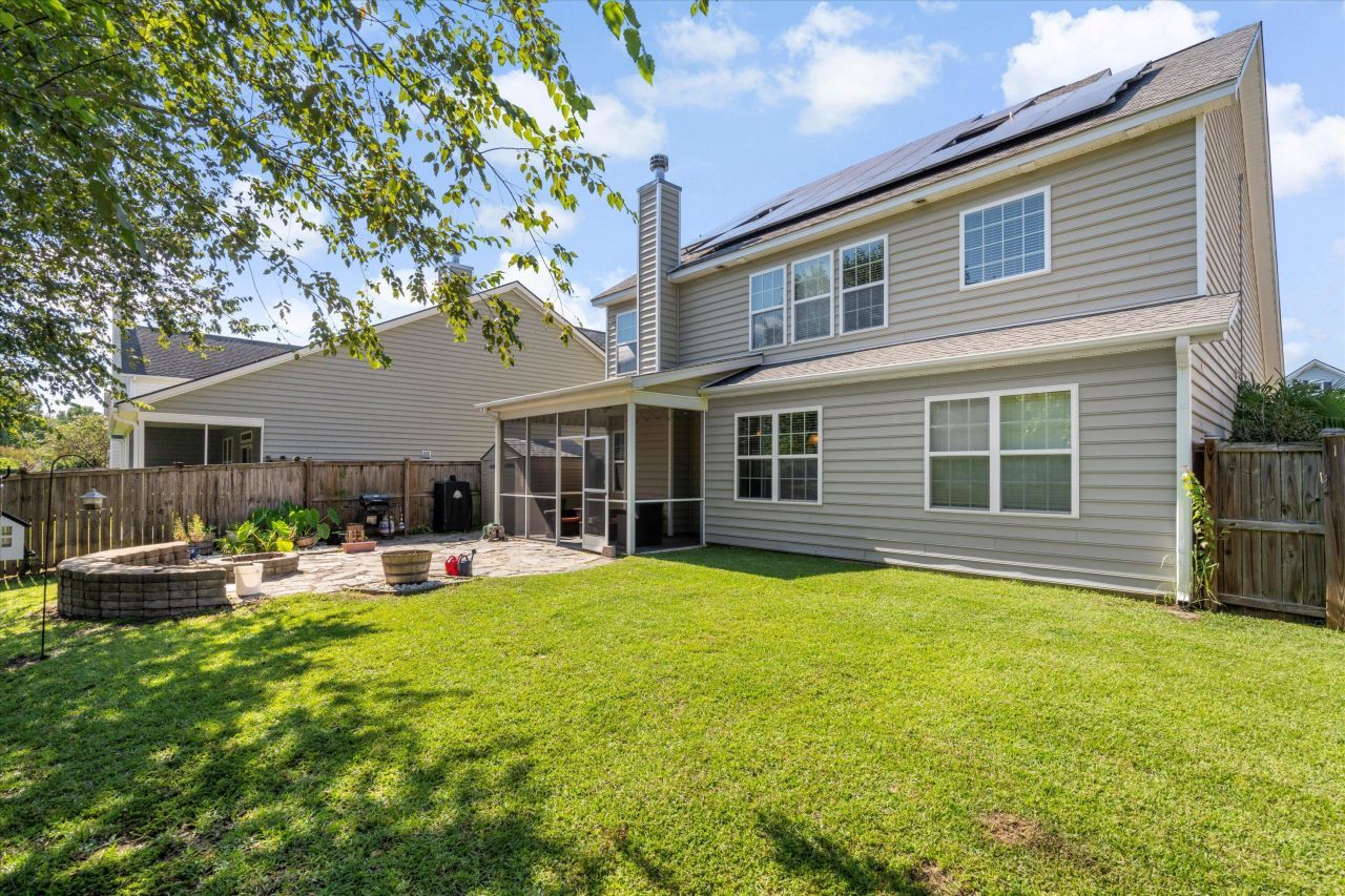 225 Berwick Drive Photo 23