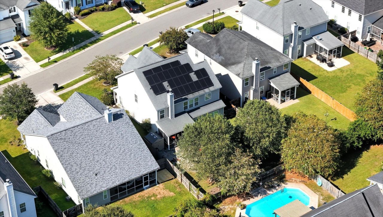 225 Berwick Drive Photo 25