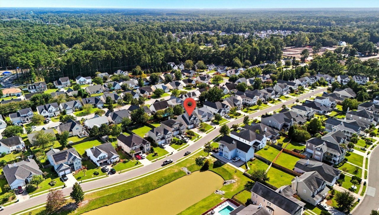 225 Berwick Drive Photo 26