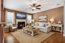 225 Berwick Drive photo 4