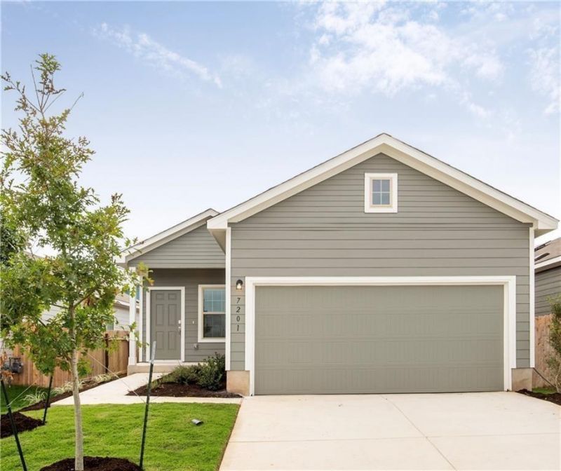 7201 Tonka Ln, Austin, TX 78744 Main Photo