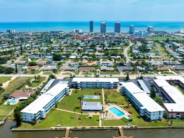 3013 N Halifax Avenue, Unit B3, Daytona Beach, FL 32118