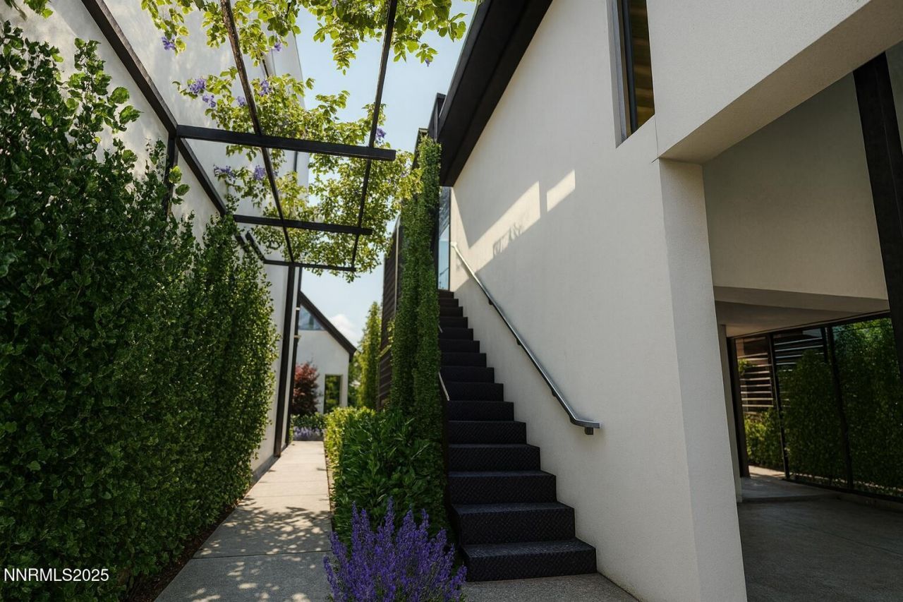 453 Cheney Street, Reno, NV 89502 Photo