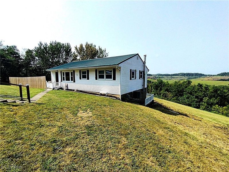 61900 Fairview Road, Barnesville, OH 43713 Photo 2