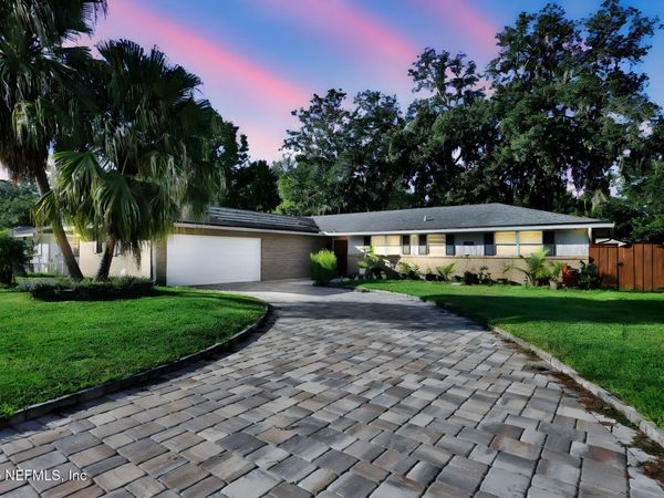 2816 ANNETTE Circle, Jacksonville, FL 32216