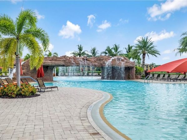 28042 Bridgetown CT, Unit 4626, BONITA SPRINGS, FL 34135