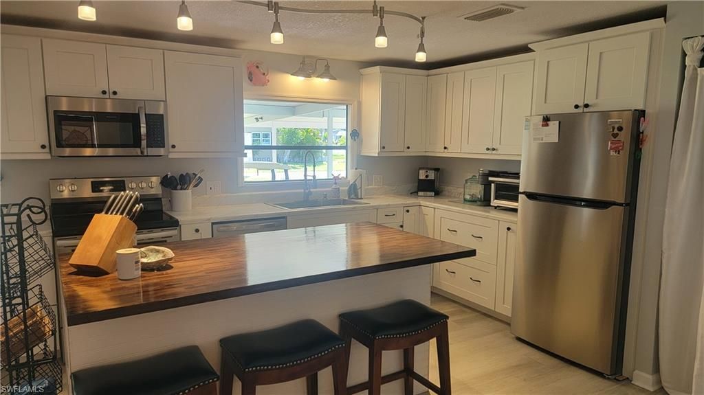 4704 Pago Pago Ln, Bonita Springs, FL 34134 Photo