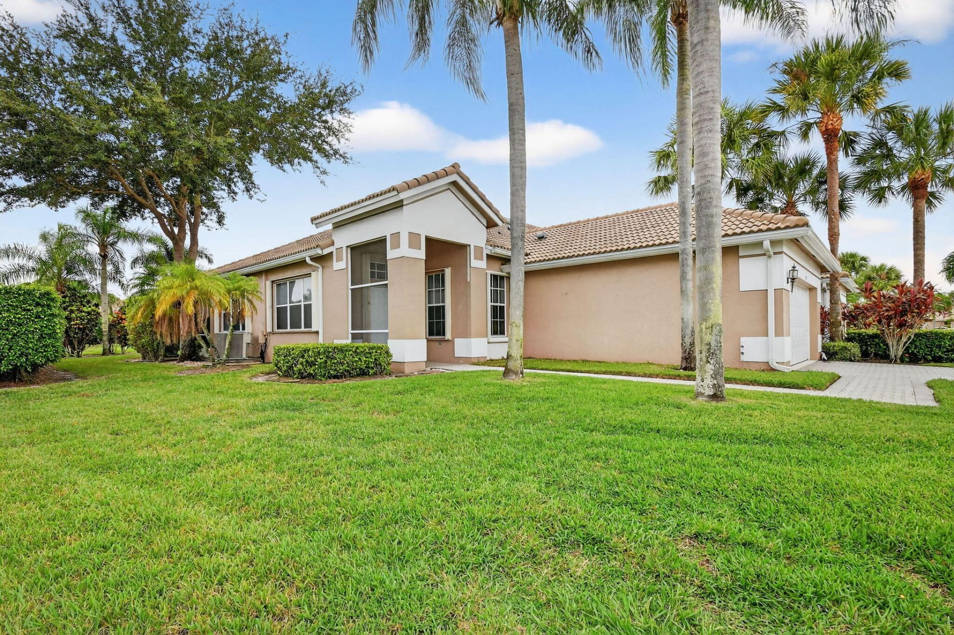 6900 Cairnwell Drive, Boynton Beach, FL 33472 Photo