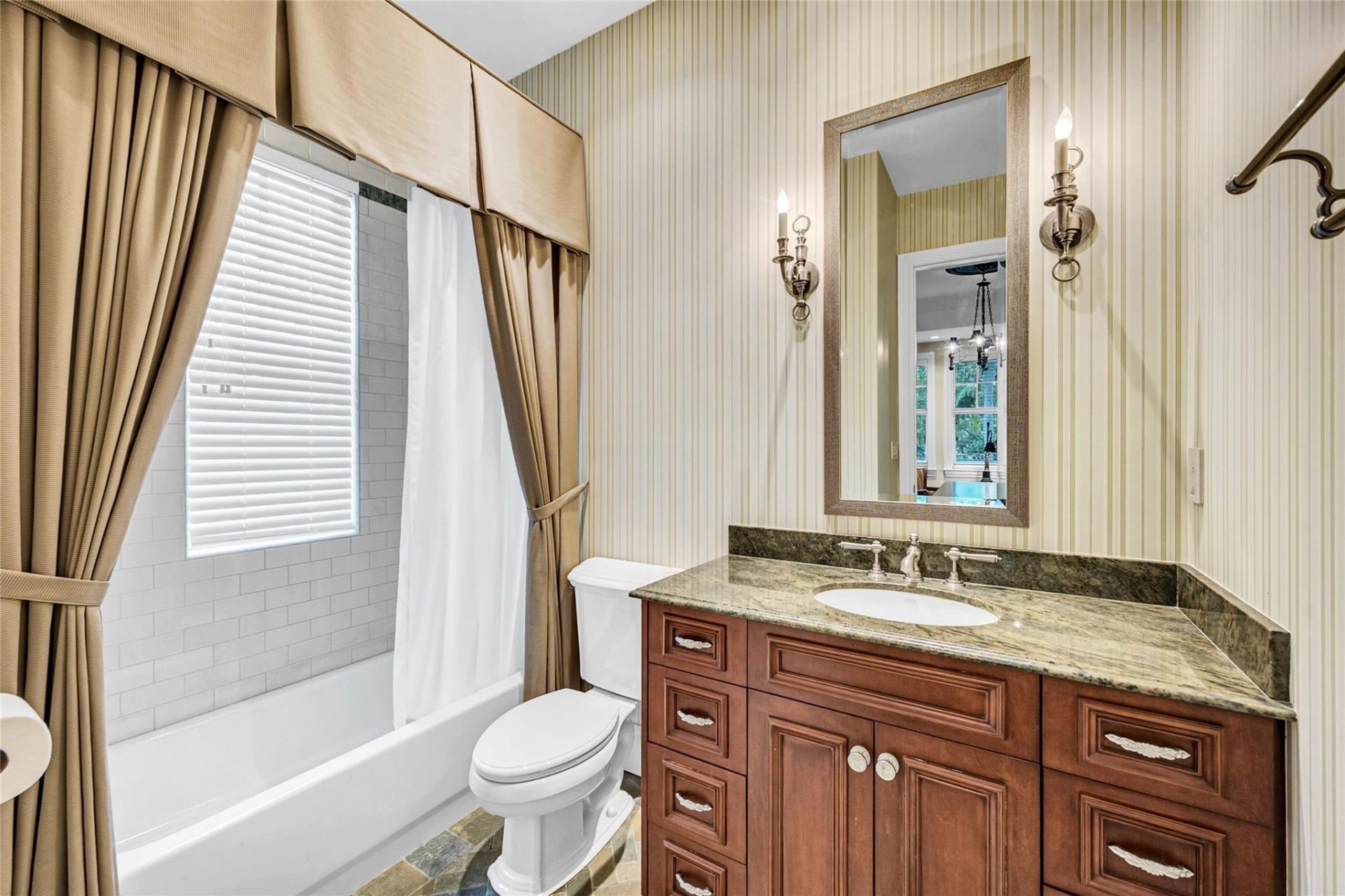 317 N Victoria Park Road, Fort Lauderdale, FL 33301 Photo