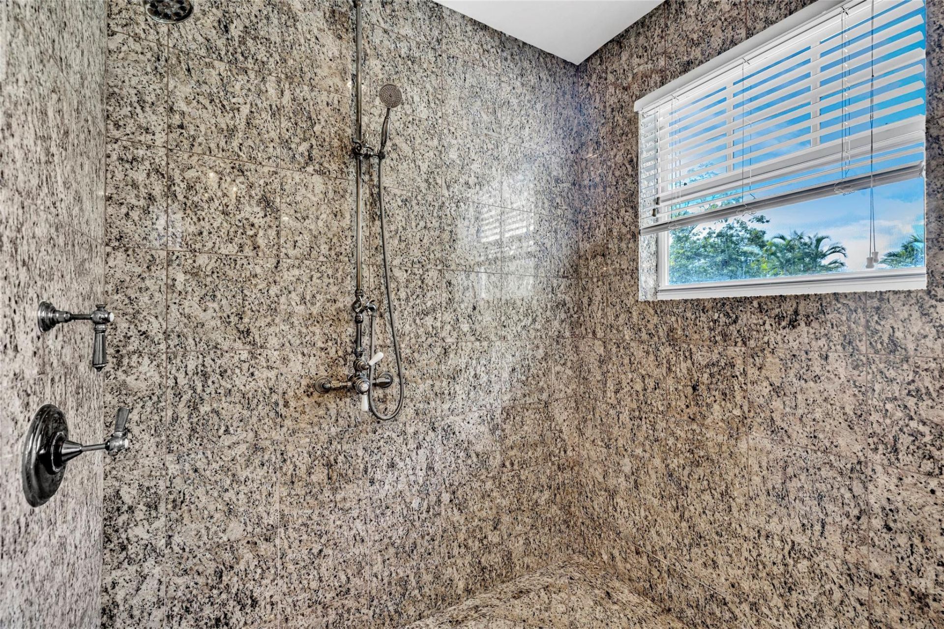 317 N Victoria Park Road, Fort Lauderdale, FL 33301 Photo